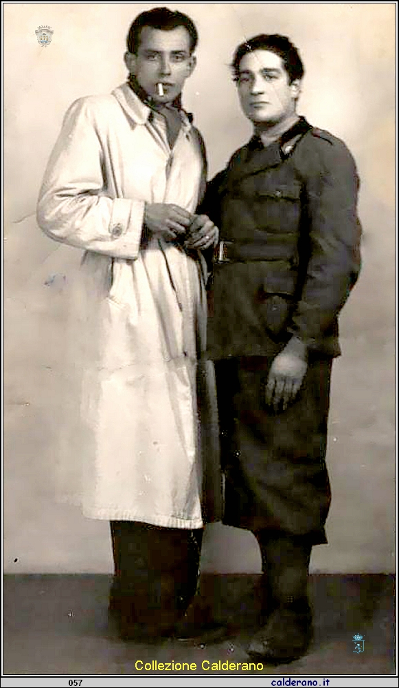 Biagio Gambardella a dx militare.jpg