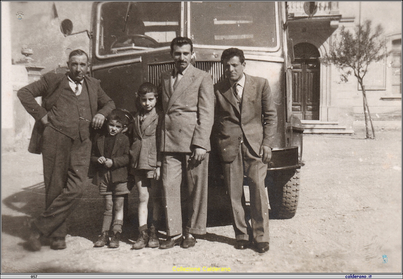 Luigi, Roberto e Toto' Liberatore, Giovannino De Pasquale e Peppino Liberatore.jpg