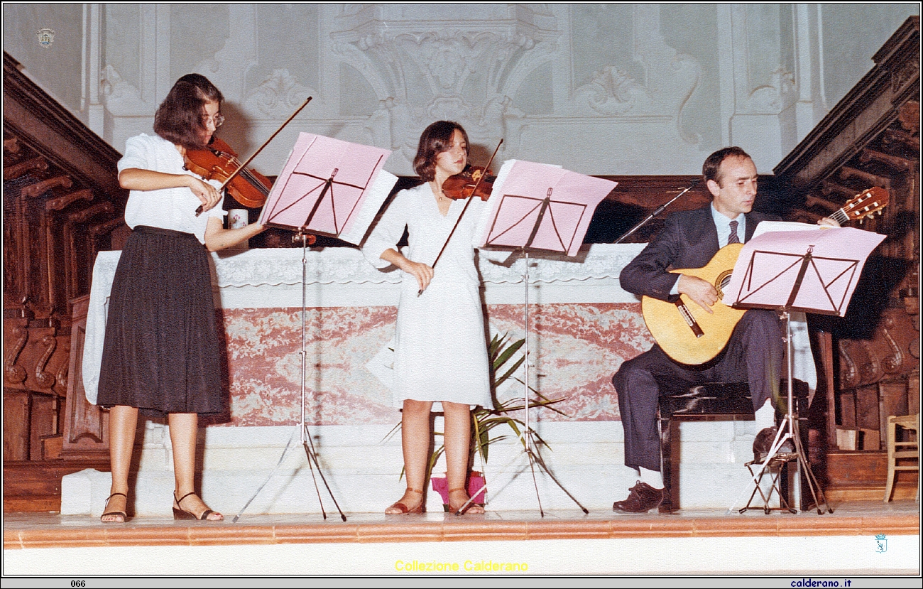 Concerto di Violini e chitarra 1983.jpeg