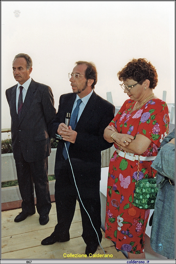 Francesco Sisinni con Paola Bottini alla mostra delle Ancore del 1991.jpeg