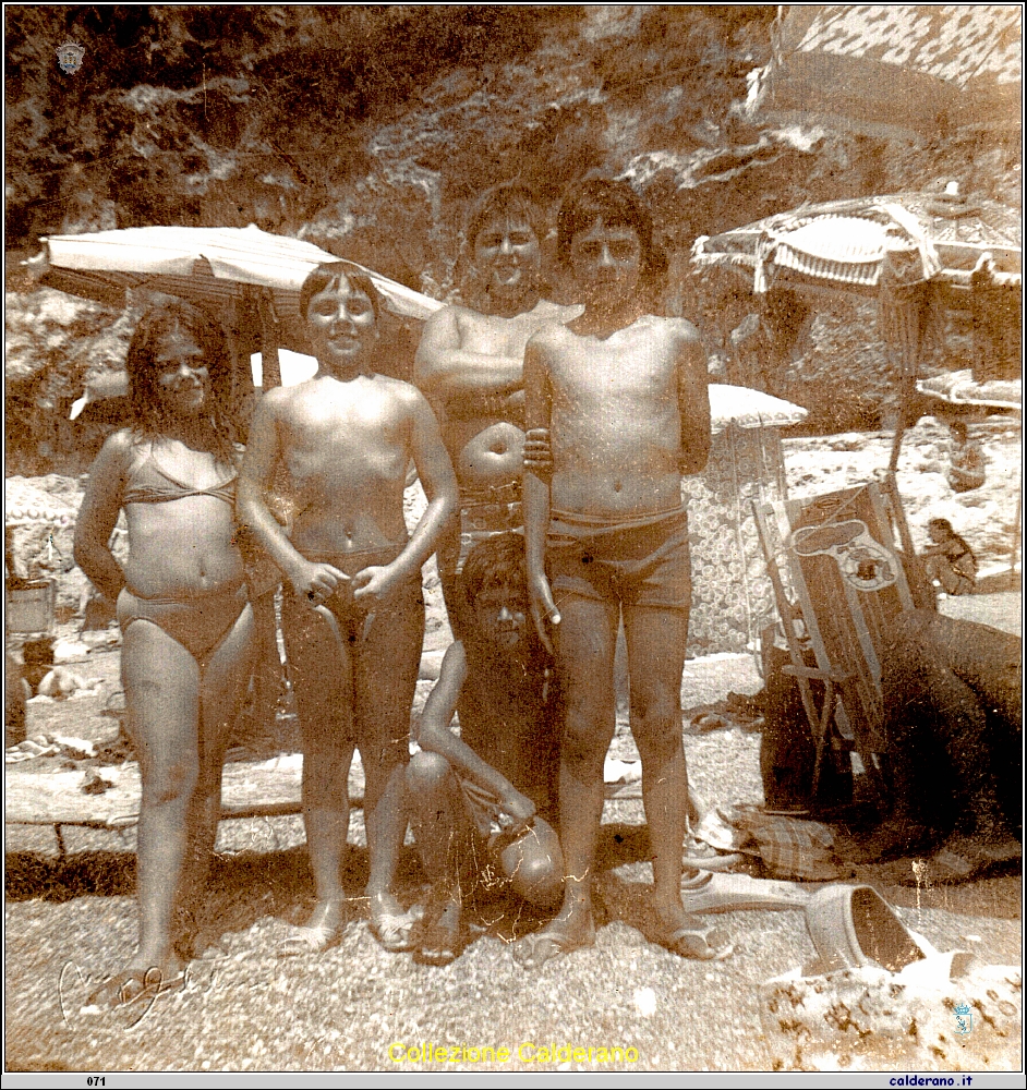 Bimbi al mare.jpeg