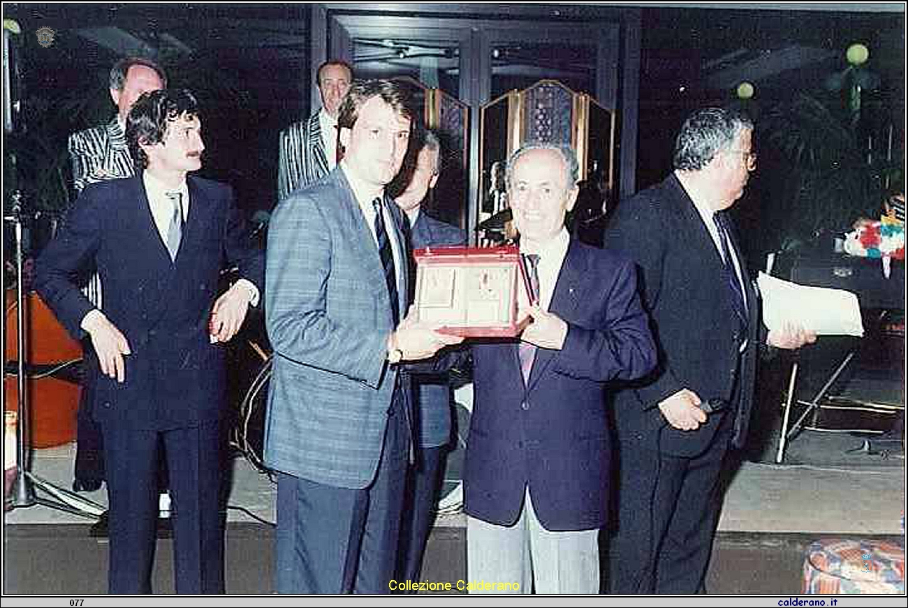 Rappresentativa dell'Inter con Aldo Trotta, Biagio Vitolo e Domenico Limongi Fioravante.jpg