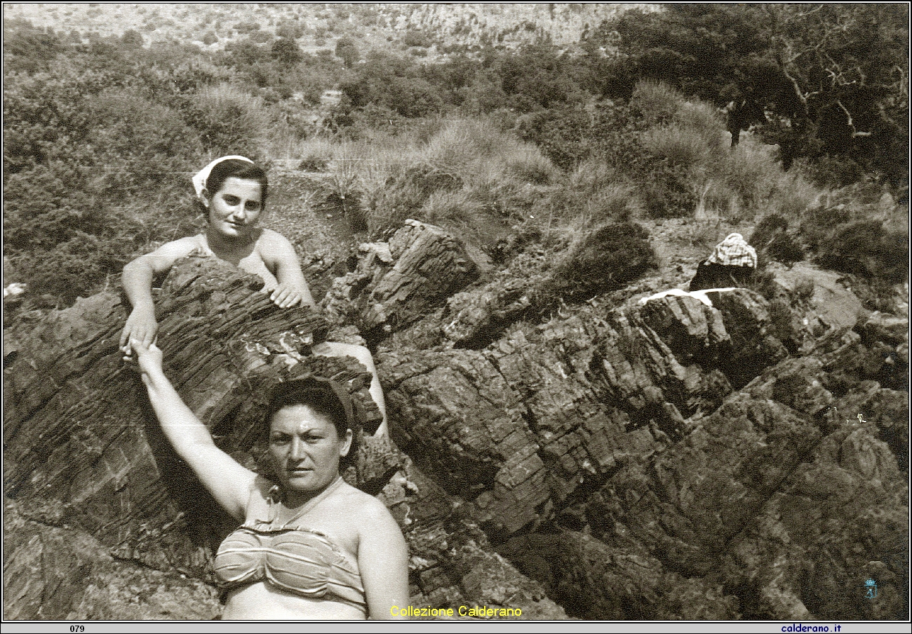 Teresa Maimone e Lilina Spatuzzi mano nella mano.jpg