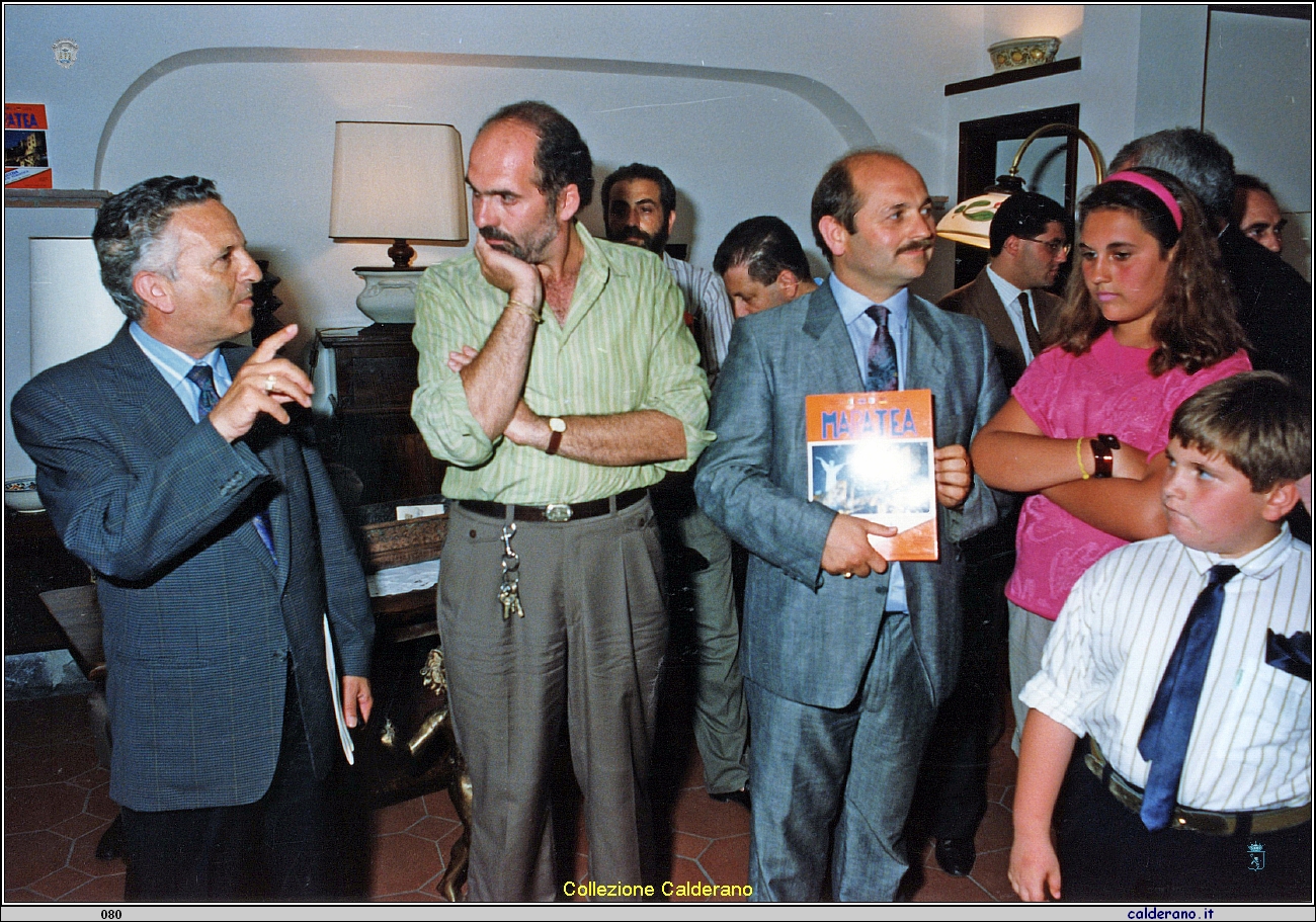 Inaugurazione Punto x con il Sindaco Antonio Brando 1991 31.jpeg