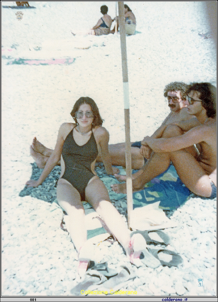 Sotto l'ombrellone con Pinita Foglia ed Ettore Maestri a Fiumicello.jpeg