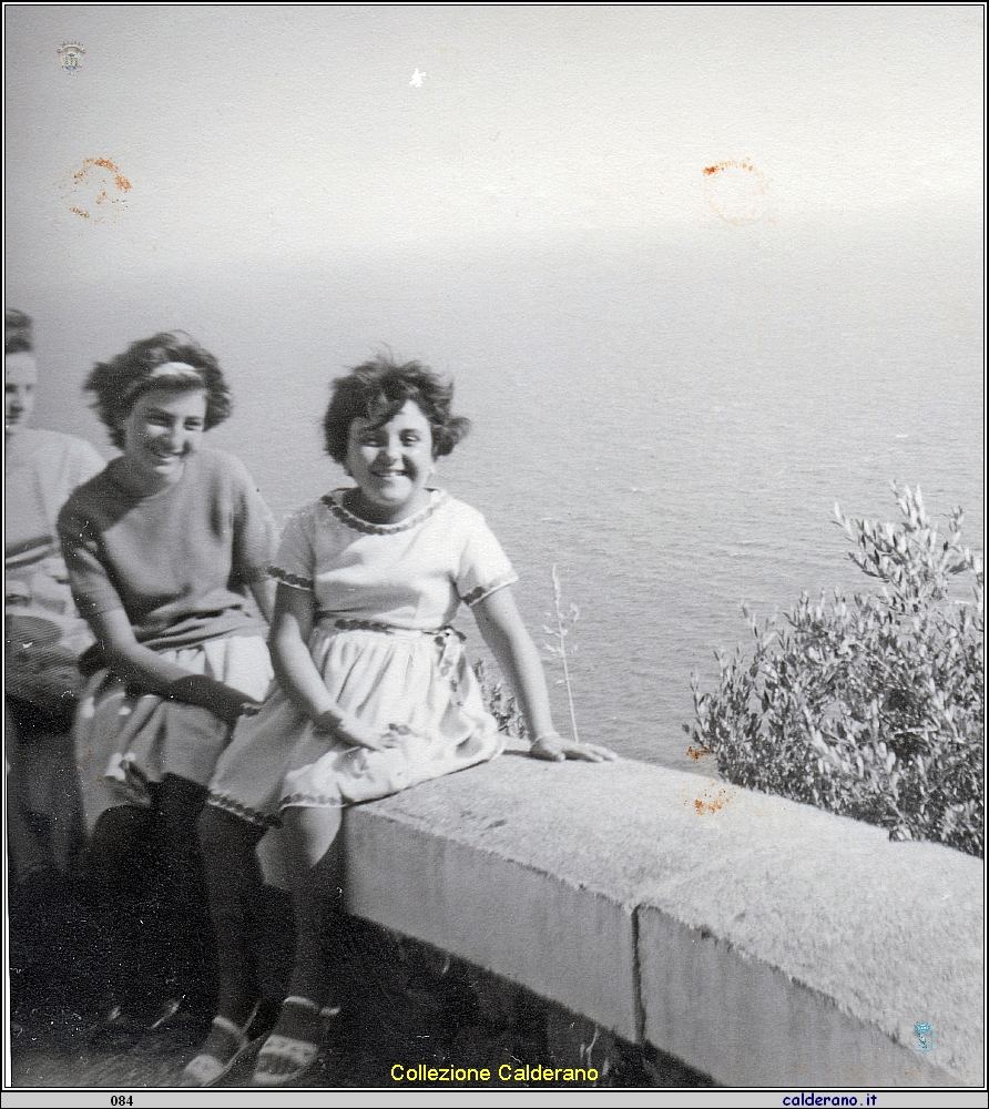 Maria e Maria Grazia Avigliano alla Seta.jpeg