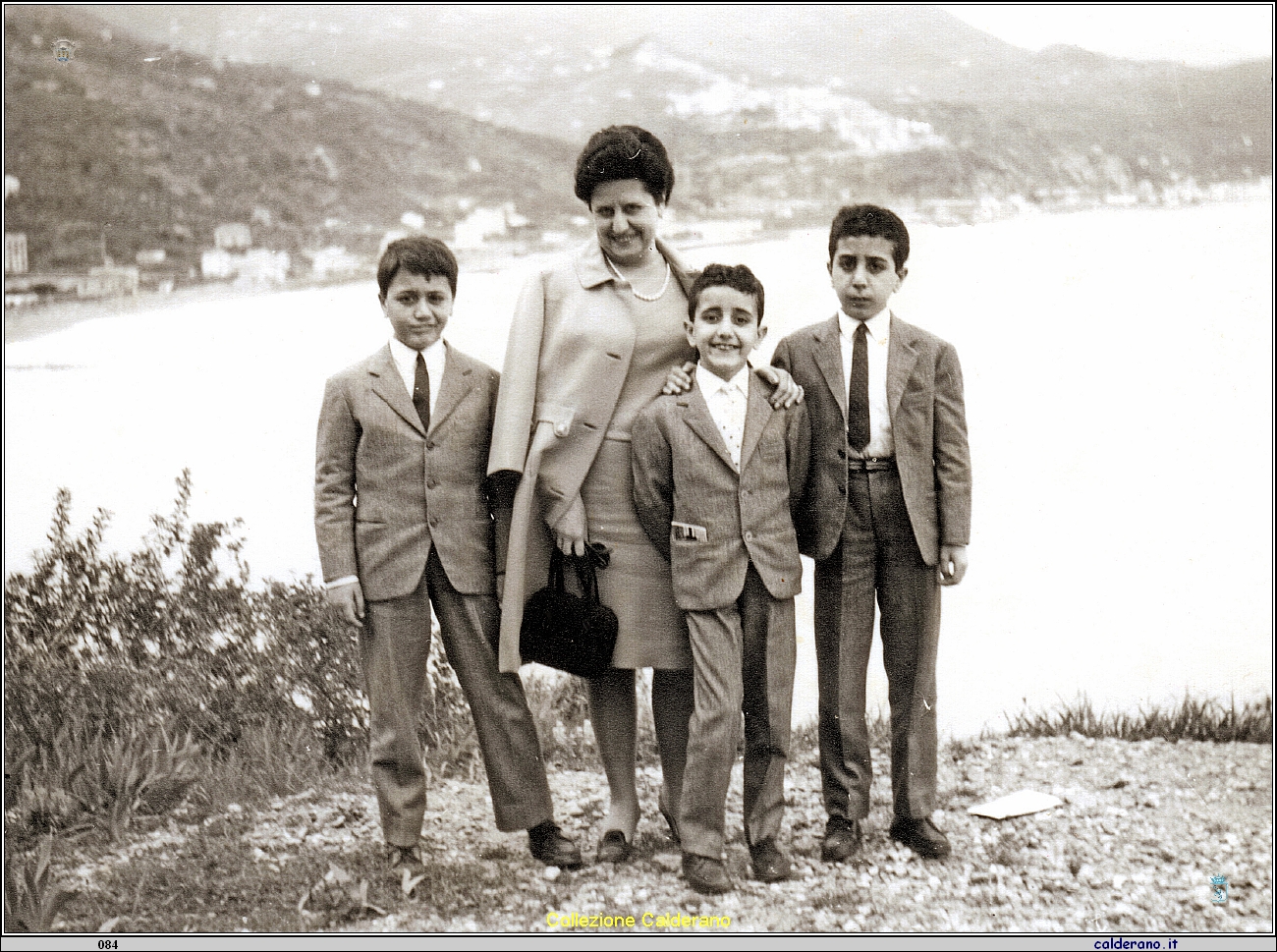 Pippo, Loris e Gianni Schedttino con la Mamma Franca Filato.jpeg