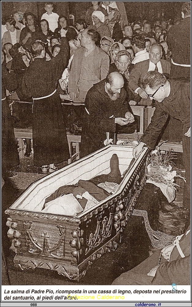 Deposizione di Santo Padre Pio da Pietralcina con Padre Cerracchio 23-9-1968.jpeg