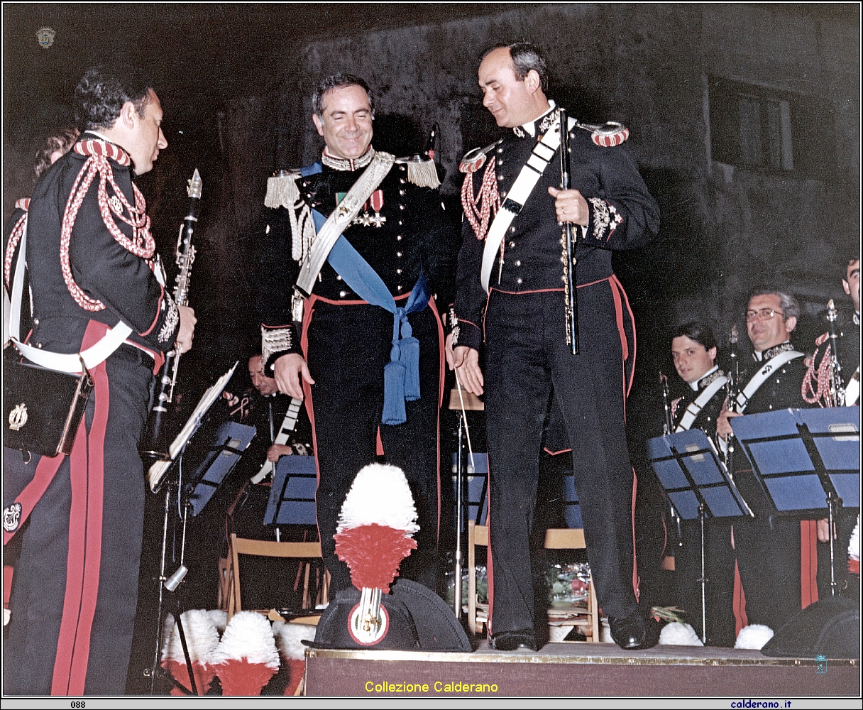 Il Maestro Vincenzo Borgia della Banda Musicale dell'Arma dei Carabinieri 1996.jpeg