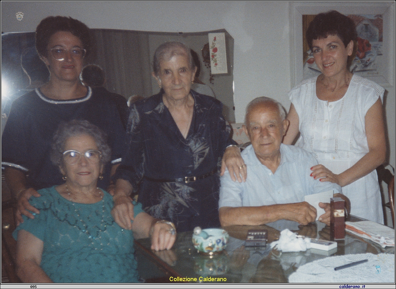 Rosellina, Tetella, Antonio, Adriana e Giuseppina Liberatore.jpeg