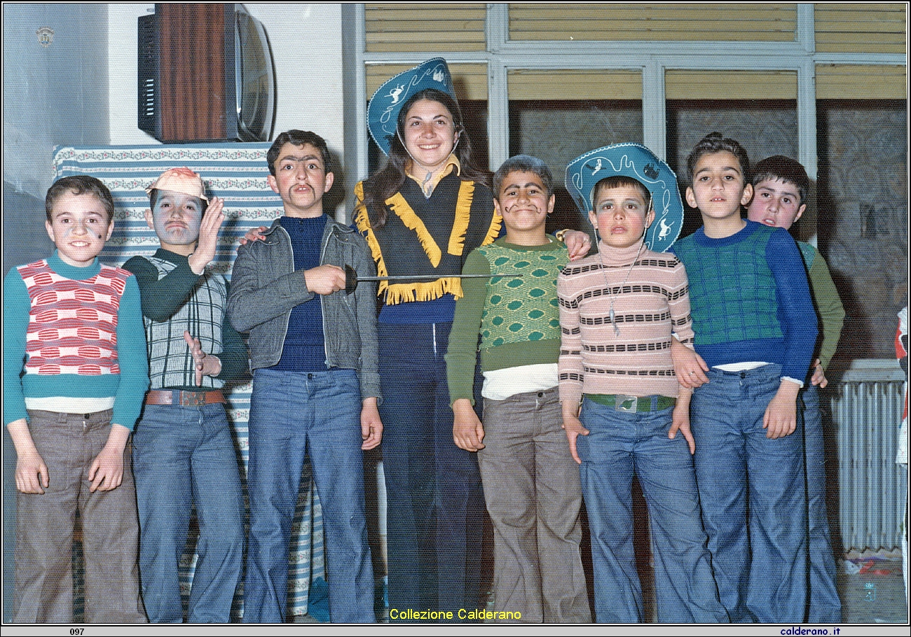 Carnevale nella Colonia di Fiumicello 1975 4.jpeg