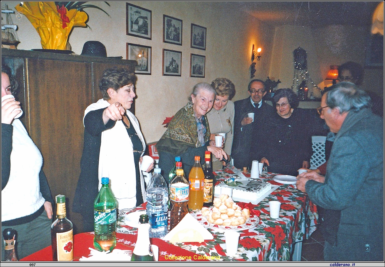 Compleanno della Preside Letizia Labanchi.jpg