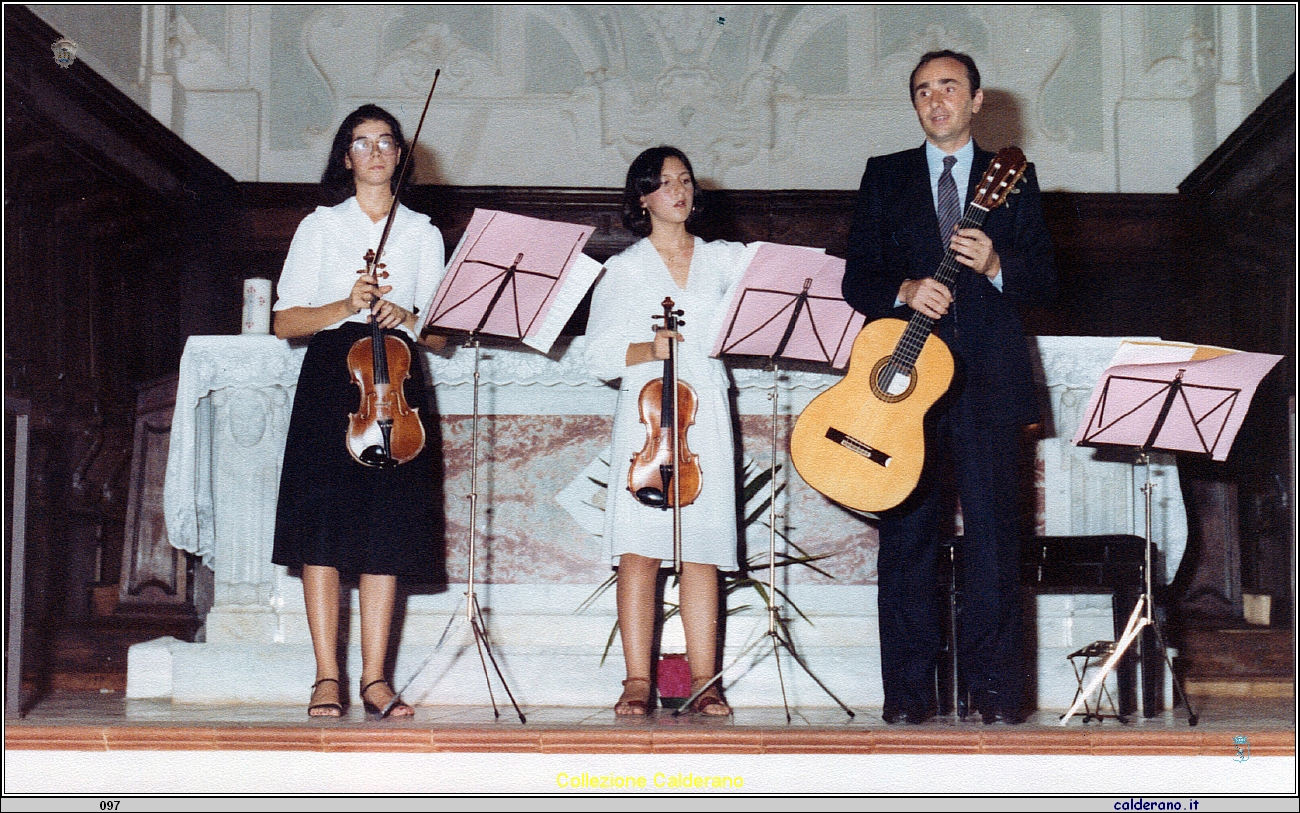 Concerto nella Chiesa Madre di Violini e chitarra 1983 2.jpeg