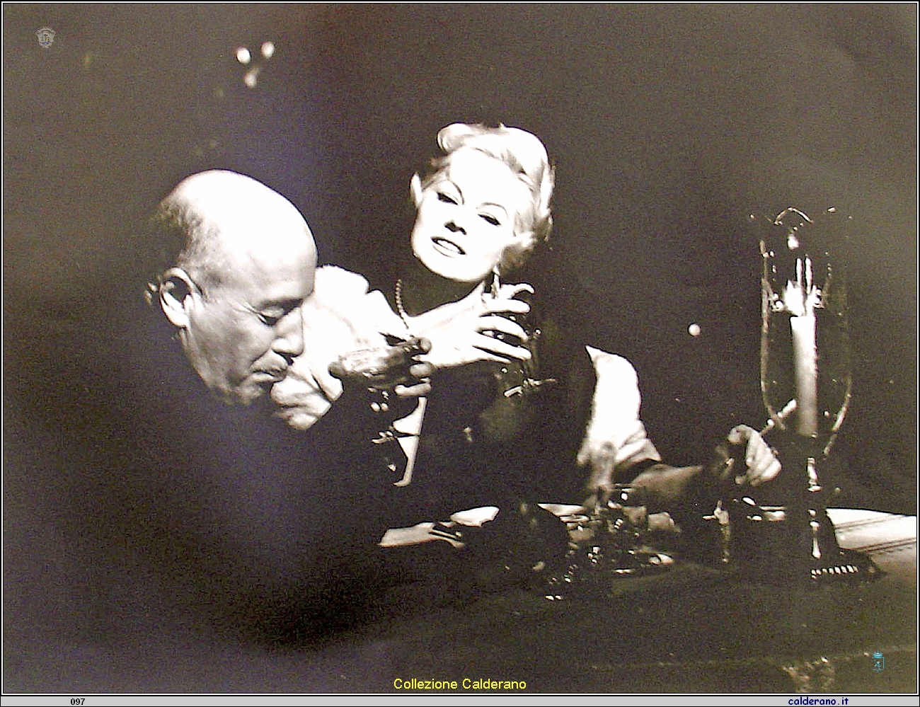 Freddy Clark e Anita Ekberg all'Hotel Santavenere nel film A Porte Chiuse 1960.jpg