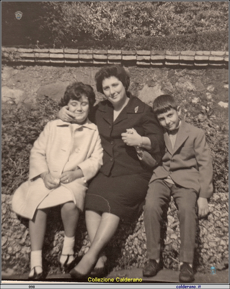 Maria Grazia, Mafalda e Umbertino Avigliano.jpeg