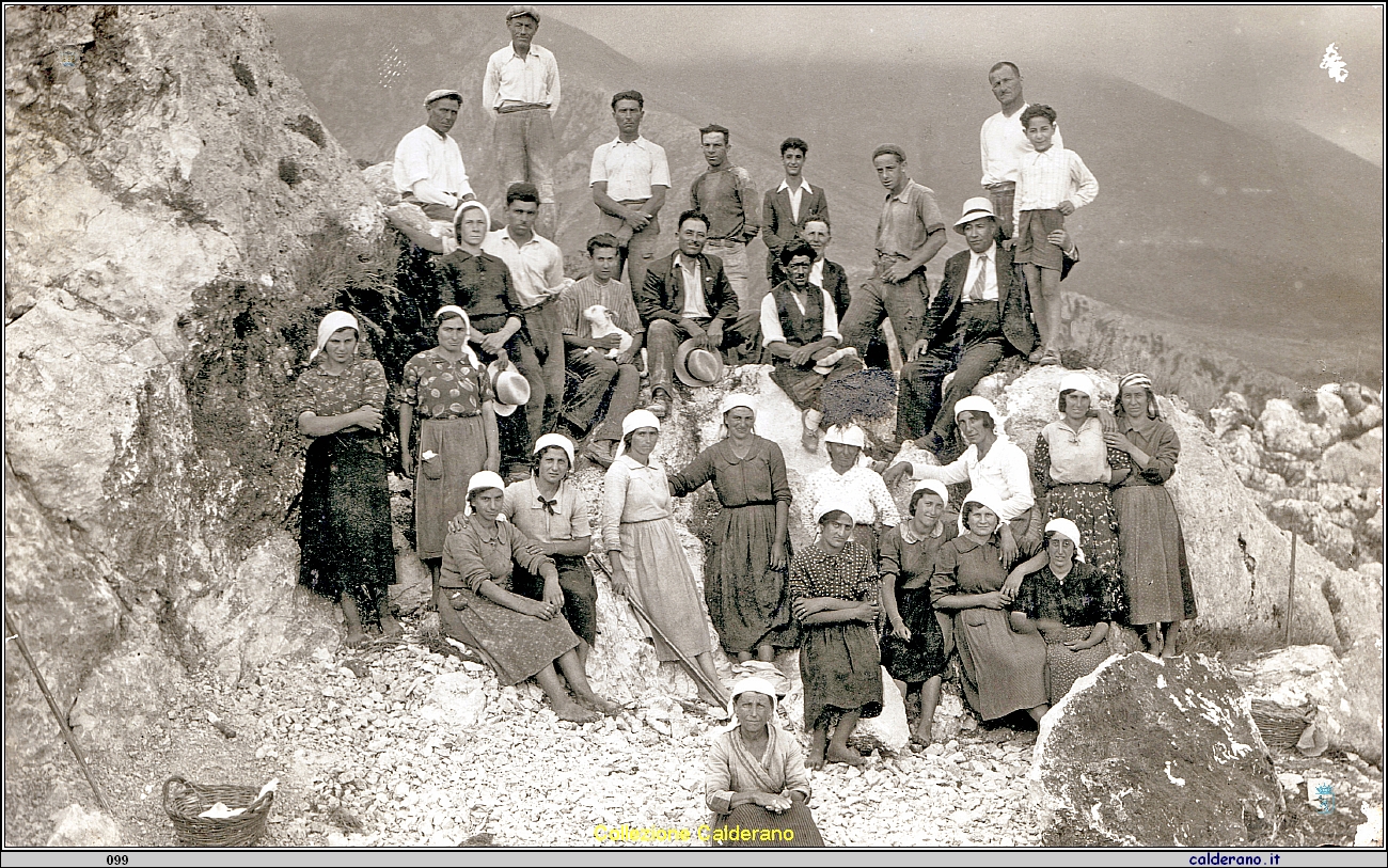 Costruzione della strada al Castello 1939 1 a.jpeg