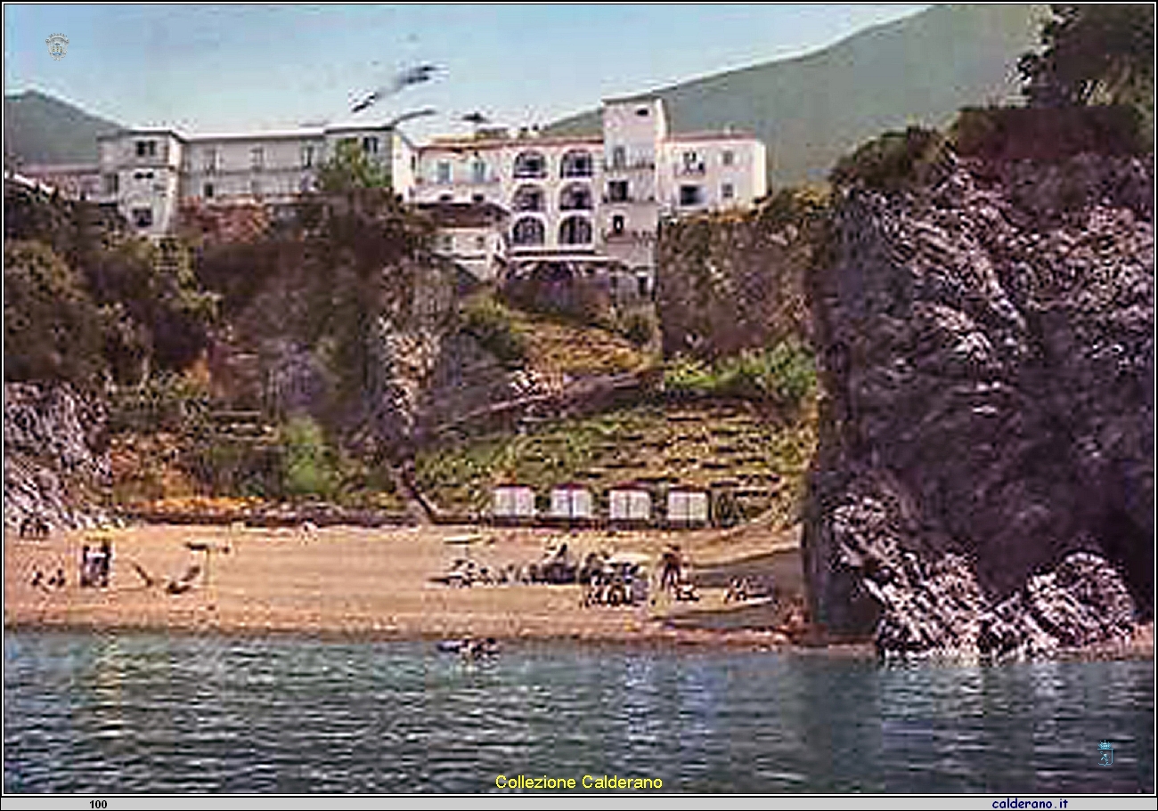 Cartolina - Hotel Marisdea e spiaggia -.jpg