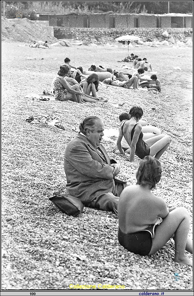 Pasquale Epifanio Iannini sulla spiaggia di Fiumicello.jpg