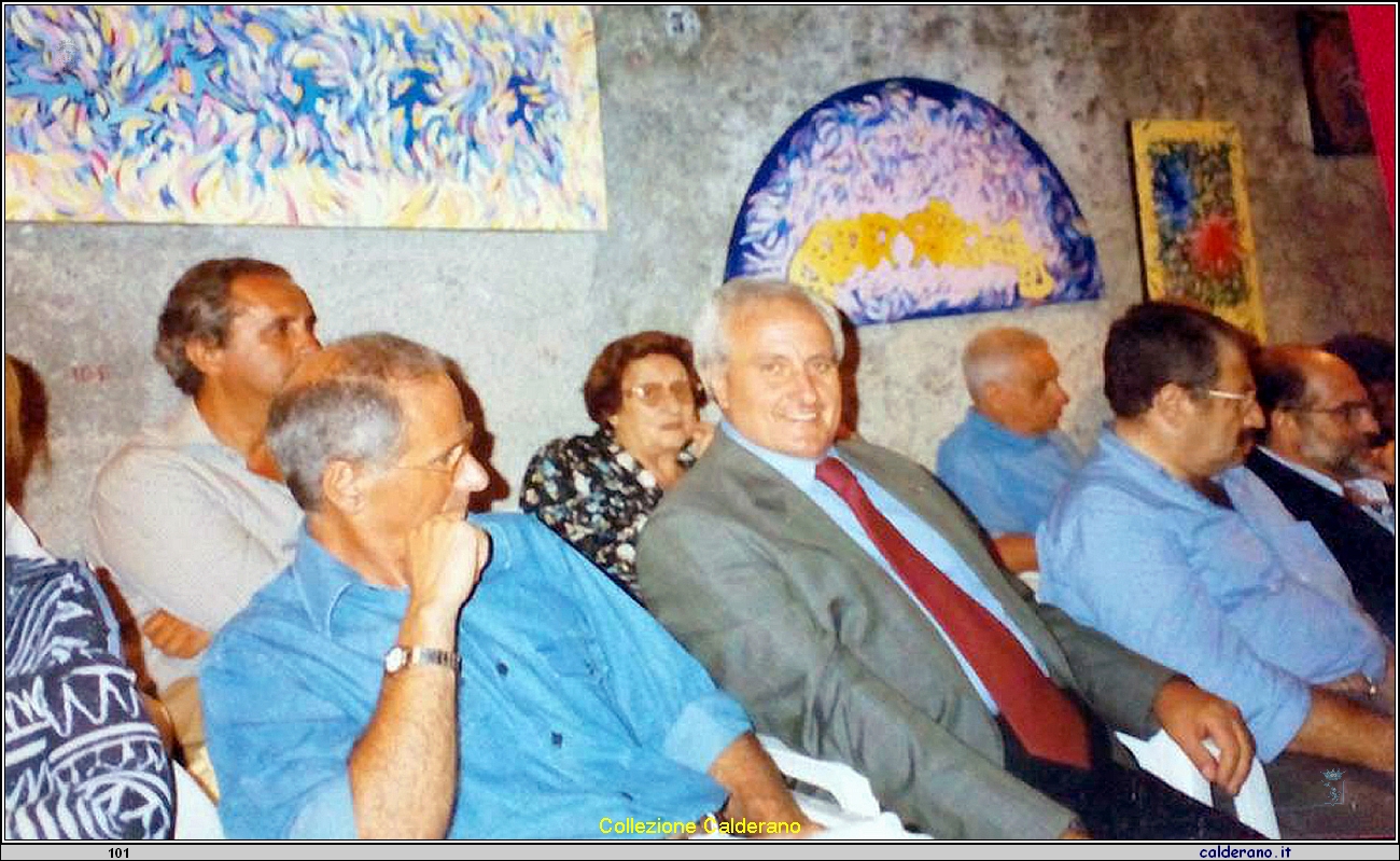 Inaugurazione della mostra di pitture nei vicoli con il Sindaco Giuseppe Della Morte.jpg