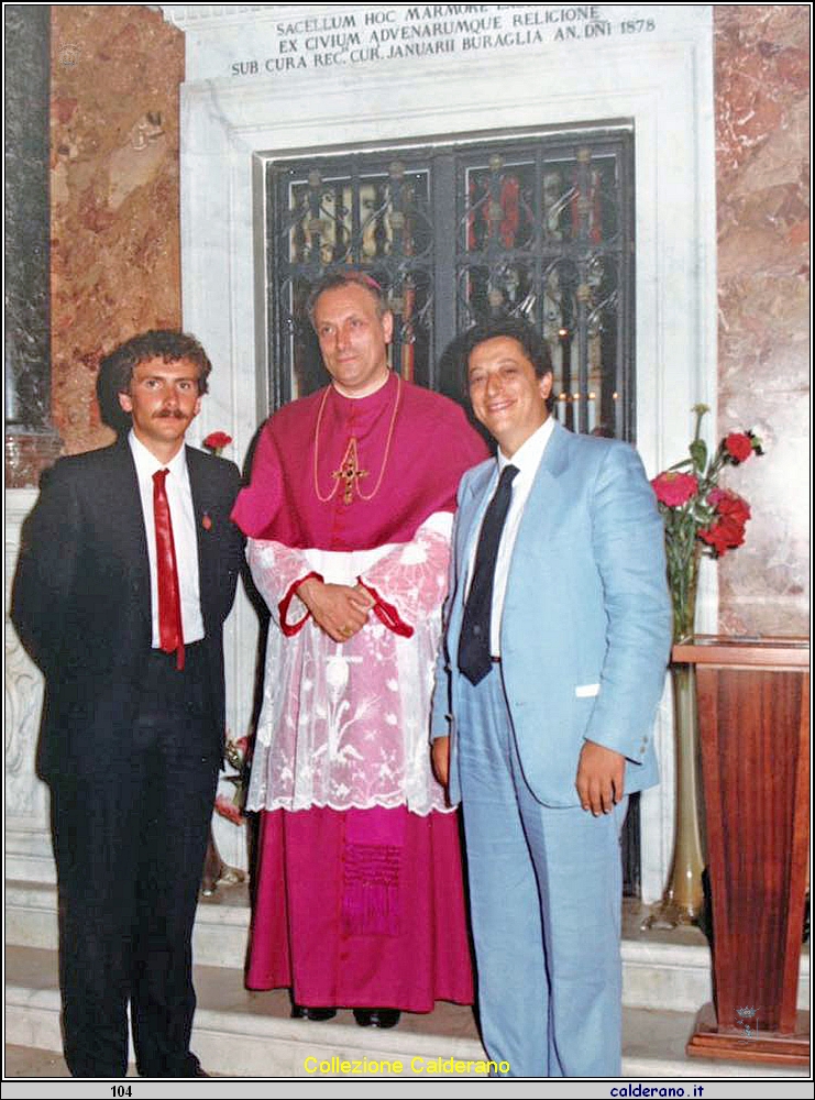 Gerardo Sarsale con S.E. il Vescovo Pierro e Fernando Sisinni.jpg