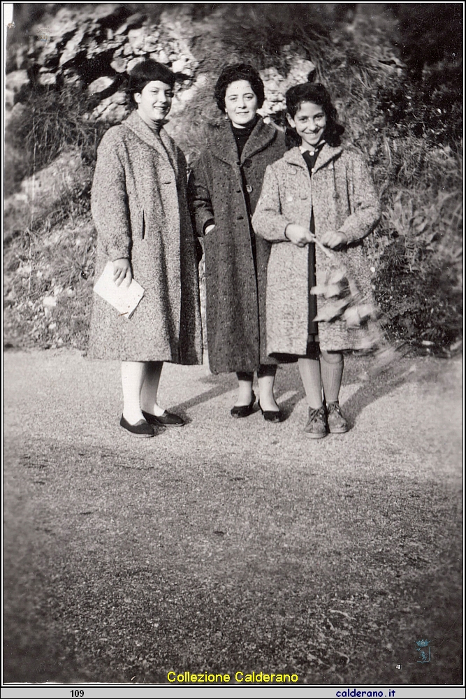 Liliana Colavolpe, Emilia Calderanoe Franca Colavolpe.jpg