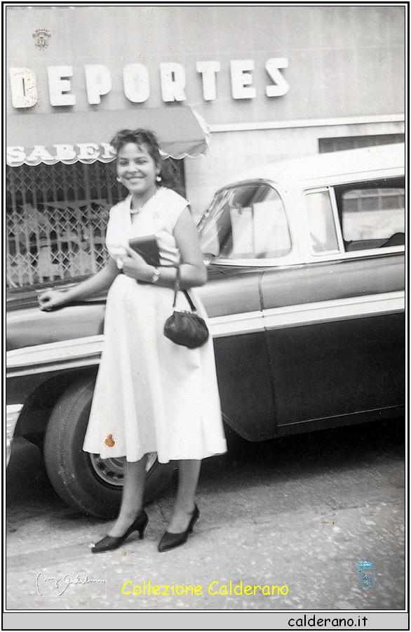 Maria e l'auto.jpeg