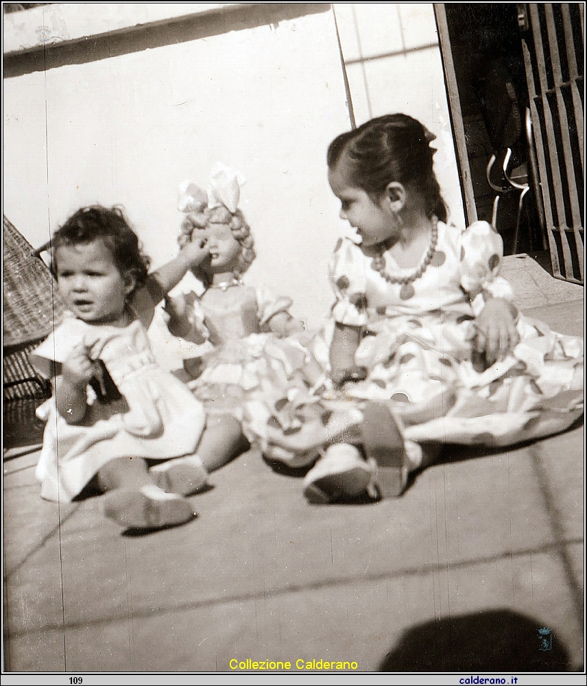 Patricia y Rossana Limongi 06.jpg