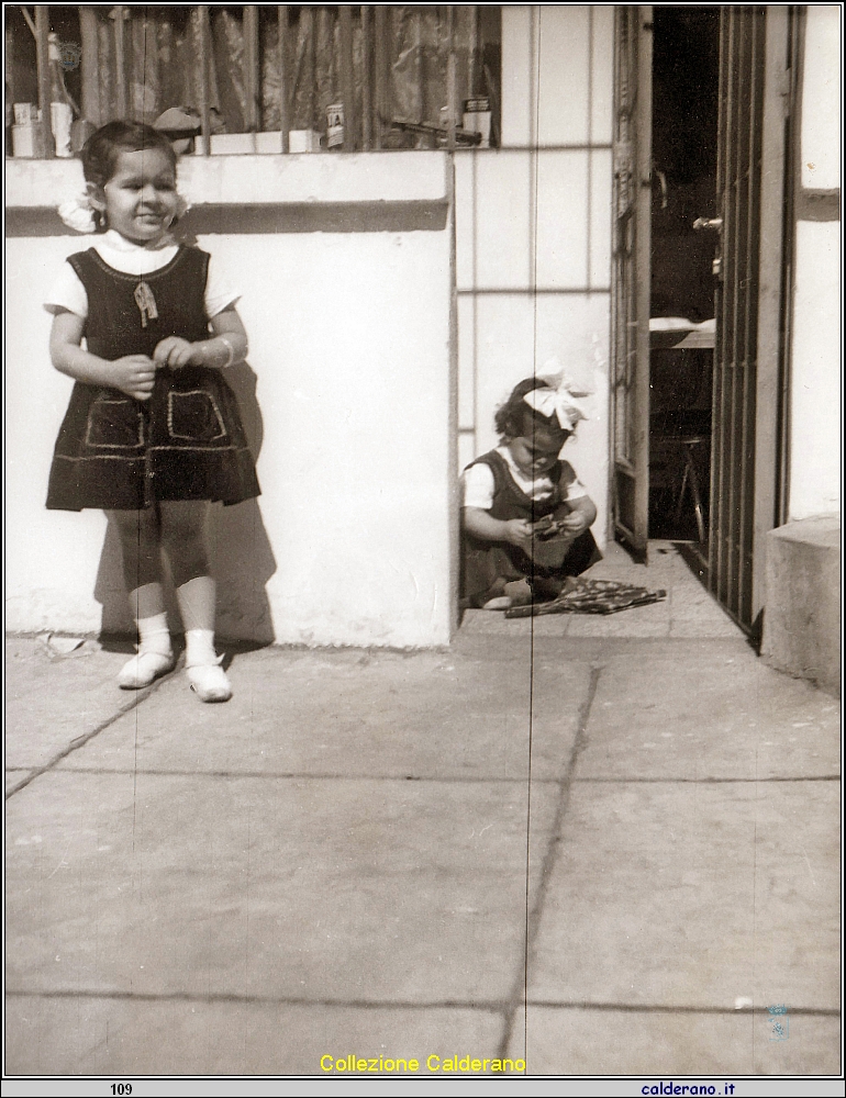 Rossana y Patricia Limongi 03.jpg