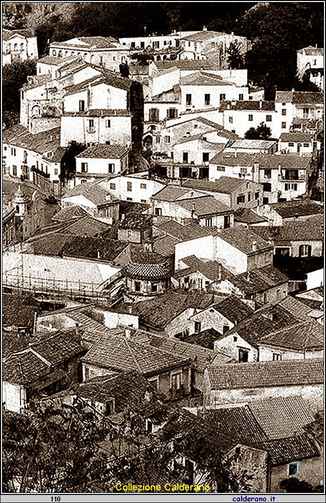 Il Paese fotografato da Bellaconda.jpg