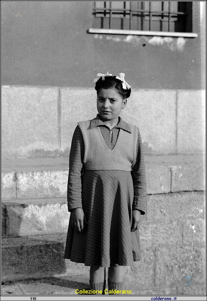 Ragazzina con due fiocchi.jpg