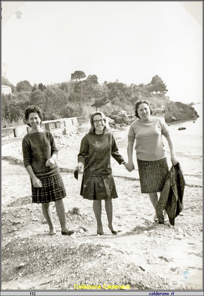 Franca Colavolpe, Maria Emilia e Raffaella Pitotti a Fiumicello.jpg