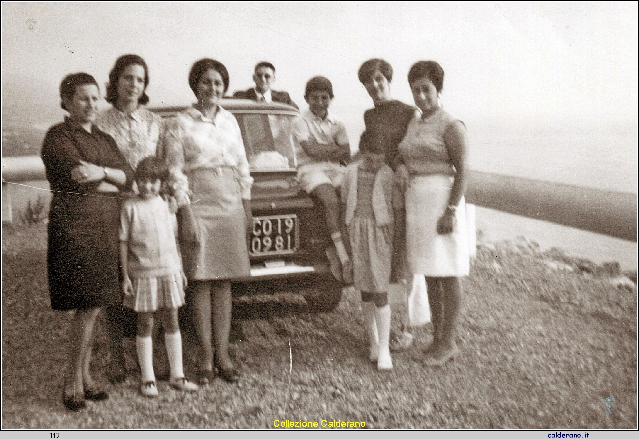 Assuntina Avigliano, Pinita Foglia, Liliana Colavolpe, Mara Mazzei, Biagio Albanese, --- e Carmelina Mazzeo.jpeg