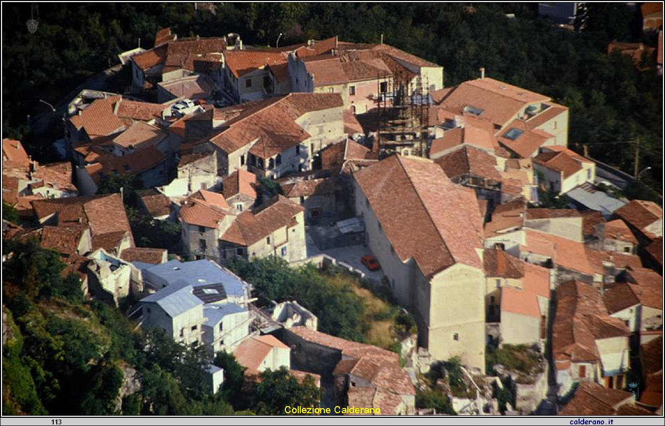 Lavori di ricostruzione al campanile della Chiesa Madre 1986.jpg