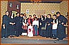 Compagnia teatrale con Padre Aniello Rivetti.jpg