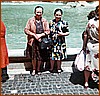 Fortuna Fiorenzano Brando e Maria Mazzeo alla Fontana di Trevi.jpeg
