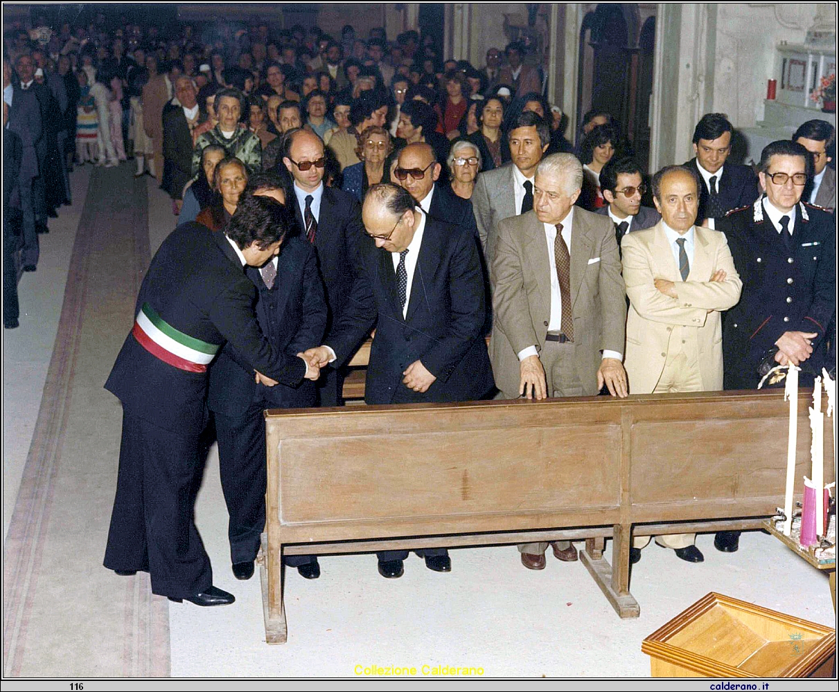 I saluti del Sindaco Fernando Sisinni in Chiesa Madre.jpg