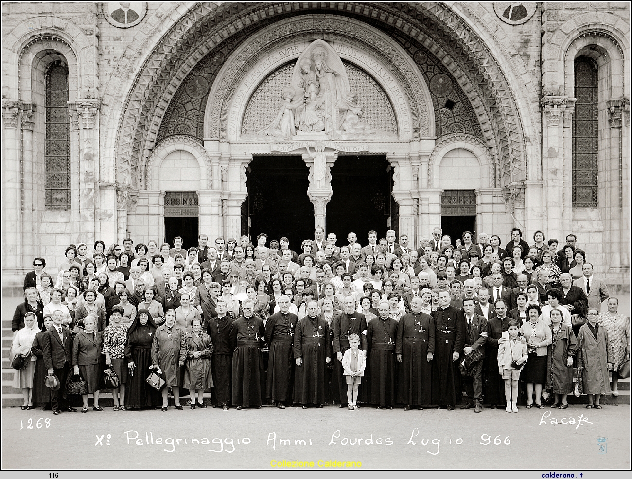 Pellegrinaggio a Lourdes 1966.jpg