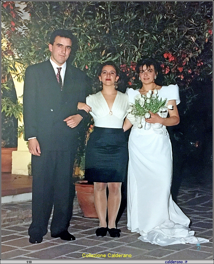Matrimonio Maimone Andrea e Rosalba Capua con Isabella De Rosa.jpg
