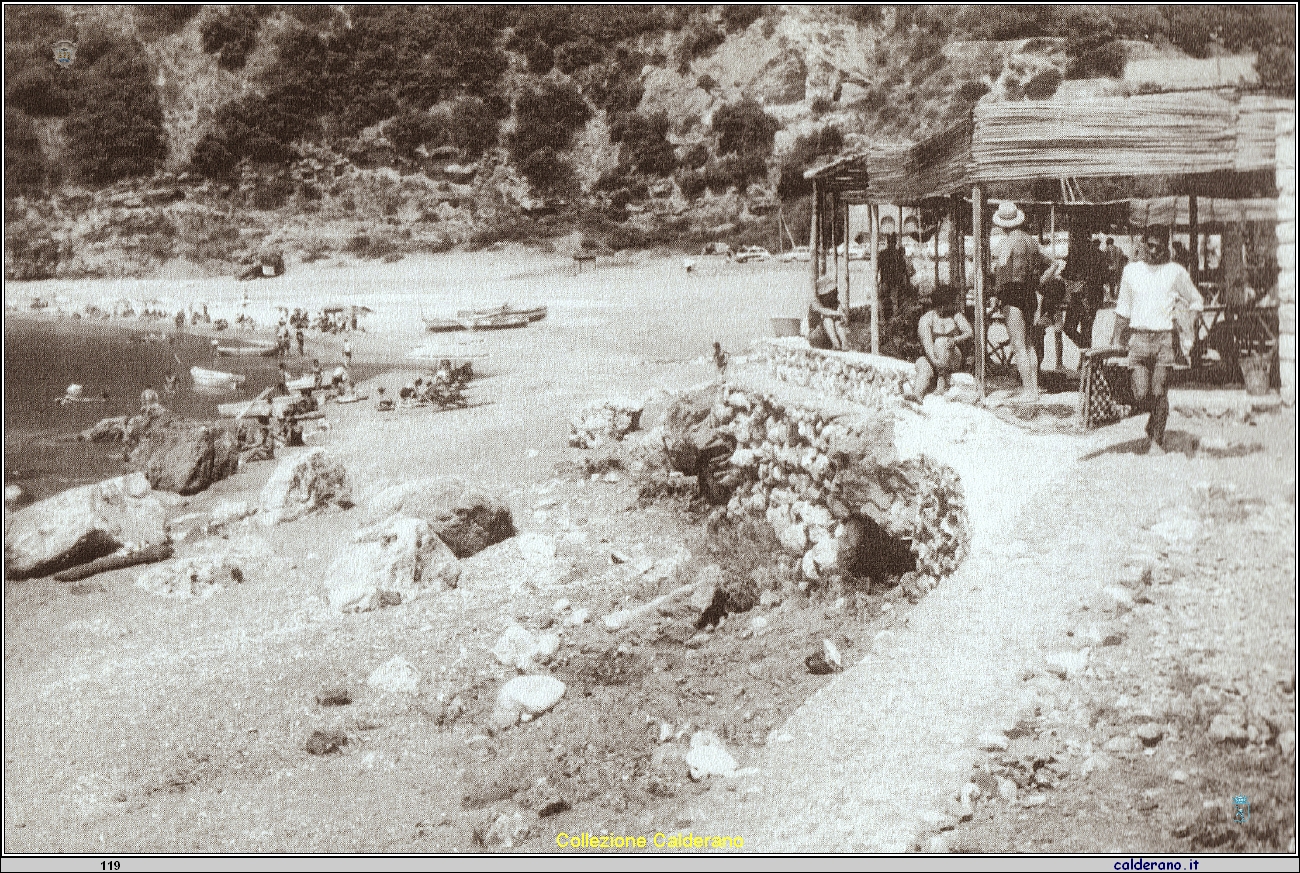 Fiumicello - Stabilimento balneare Le Pergole 1967.jpeg