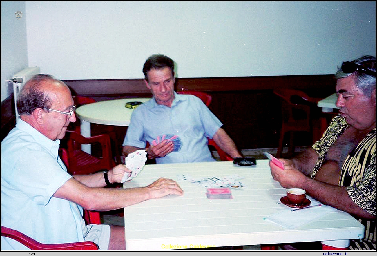 Partita a ramino da Terramoto Biagino D'Attoli, Angelo Barone e Vincenzo D'Alascio.jpg