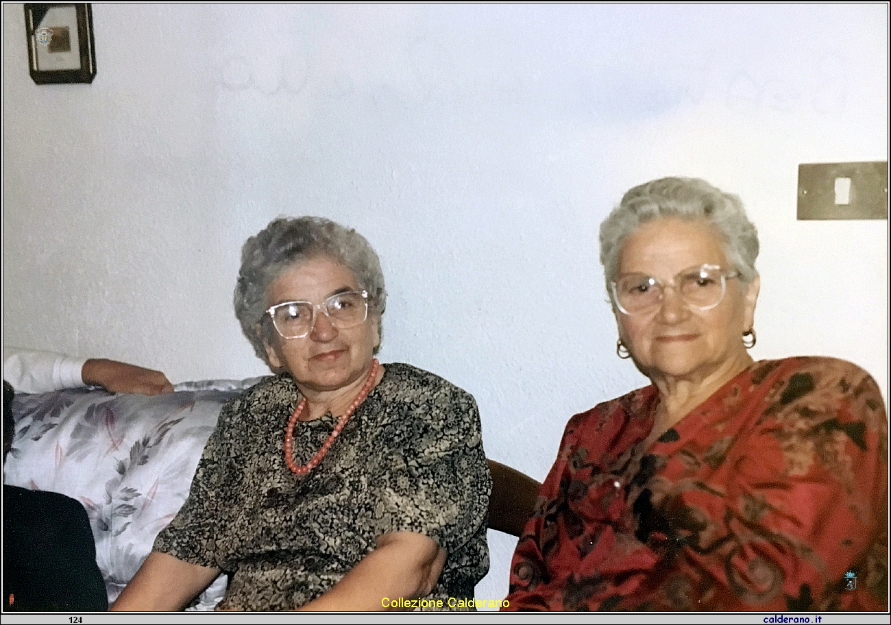 Carmela Avigliano Zietta e Beatrice Avigliano Bosone.JPG