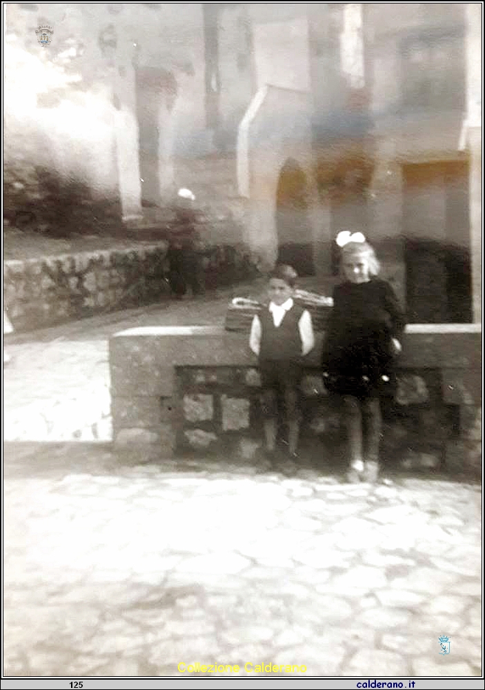 Piercarlo Giarretto e Cenzina Attanasio al Porto in Via Racia.jpg