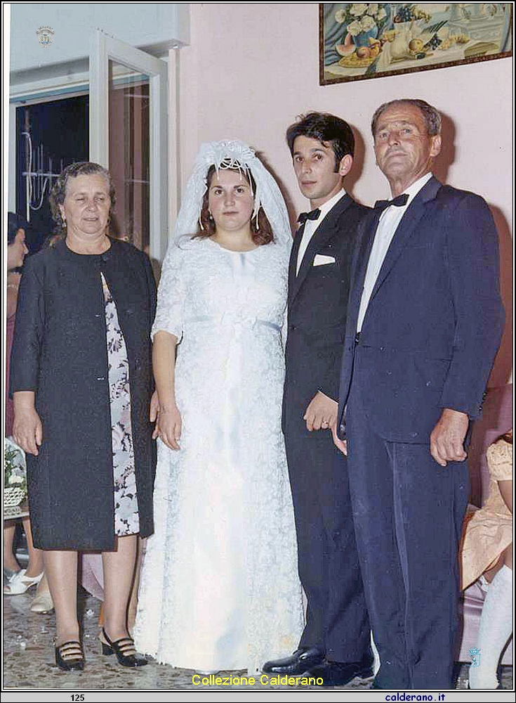 Sposi Pina Zaccaro e Biagio Sisino Fiorenzano 1969.jpg