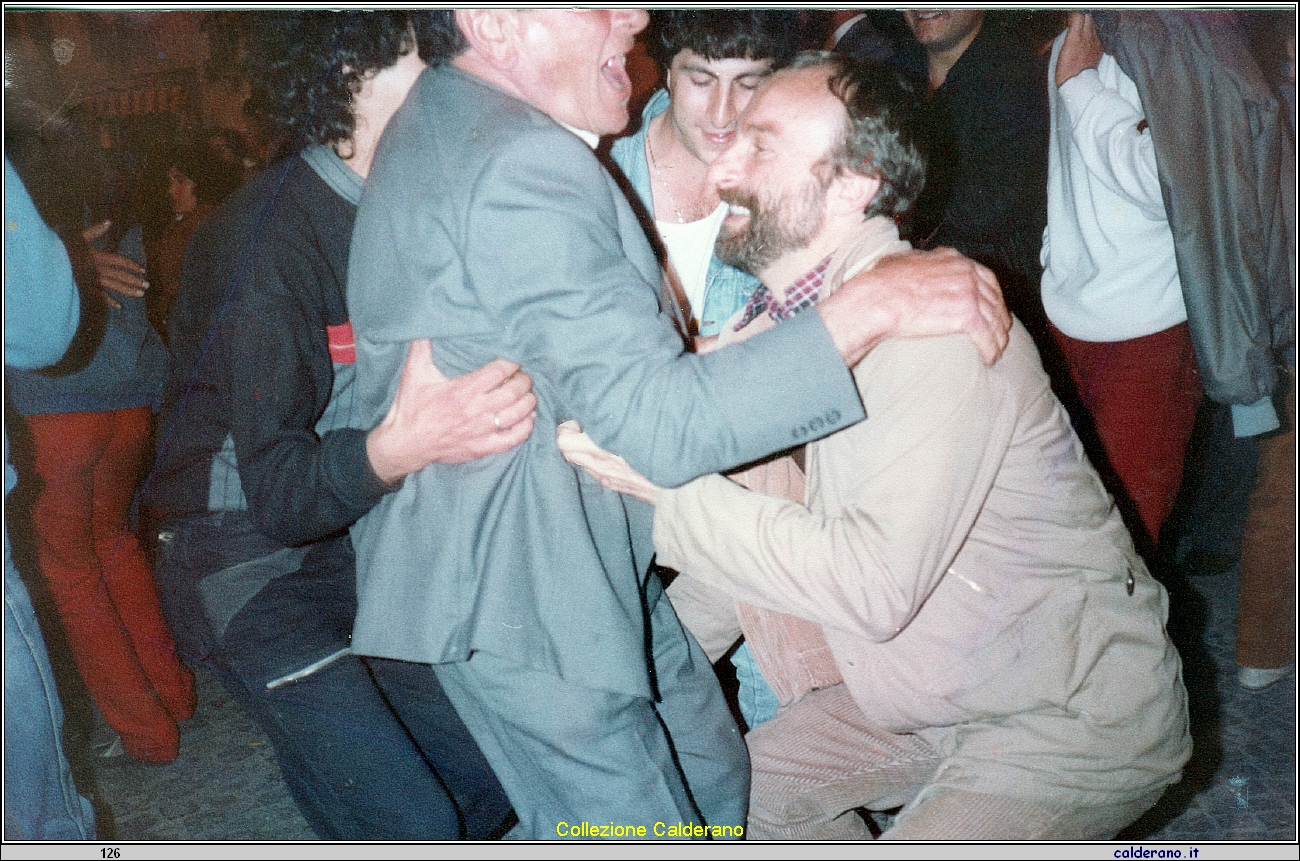 Allegria in piazza.jpg