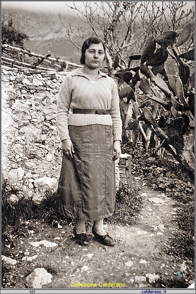 Da un album di una famiglia di Maratea A 13.jpeg