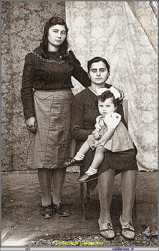 Da un album di una famiglia di Maratea A 51.jpg