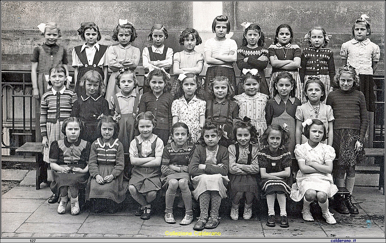 Da un album di una famiglia di Maratea A 53.jpeg