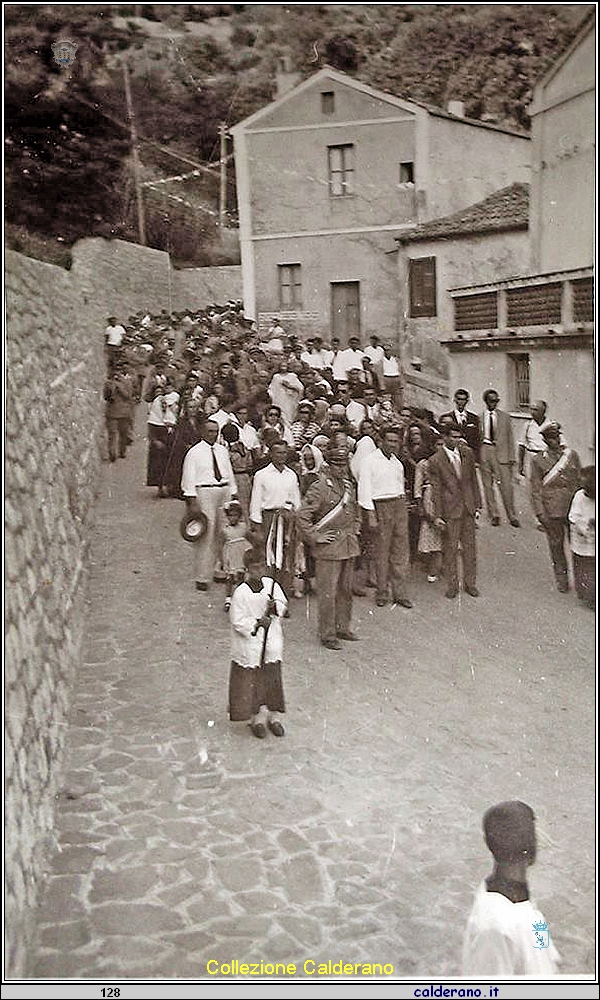 Processione al Porto della Madonna di Portosalvo.jpg