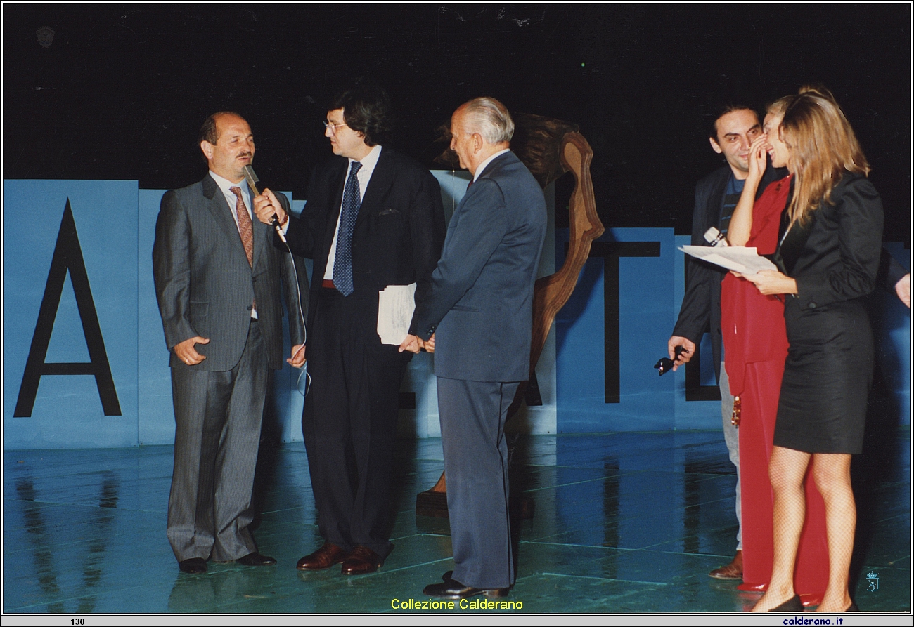 Antonio Brando intervistato da Gigi Marzullo 1991.jpeg