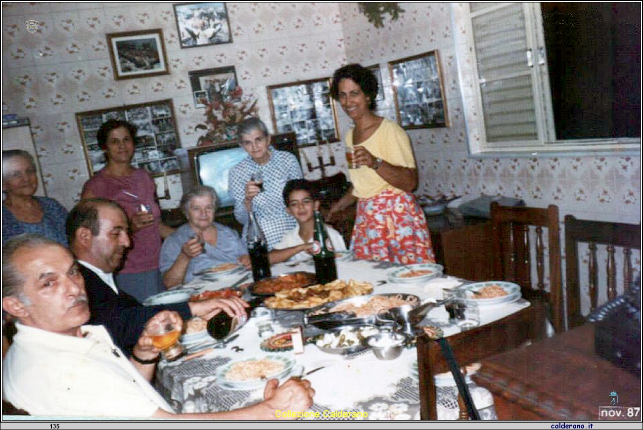 Arnaldo Schettino e Franca Colavolpe in casa di Emilio Schettino.jpg